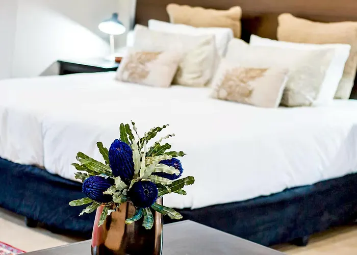 Munro Suites